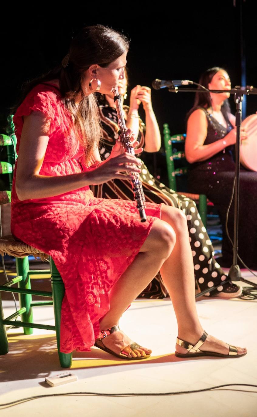 Actuaciones de Antonia Contreras, Mujeres Mediterráneas y 'Recordando a Morente', en el Carmen de San Rafael