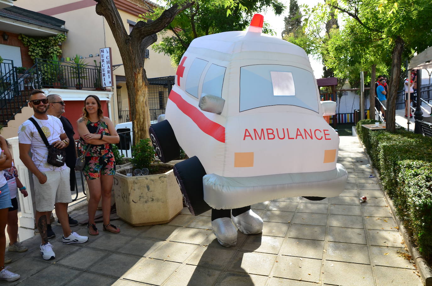 Los vecinos se volcaron en la gran novedad de las fiestas patronales de San Roque este año.