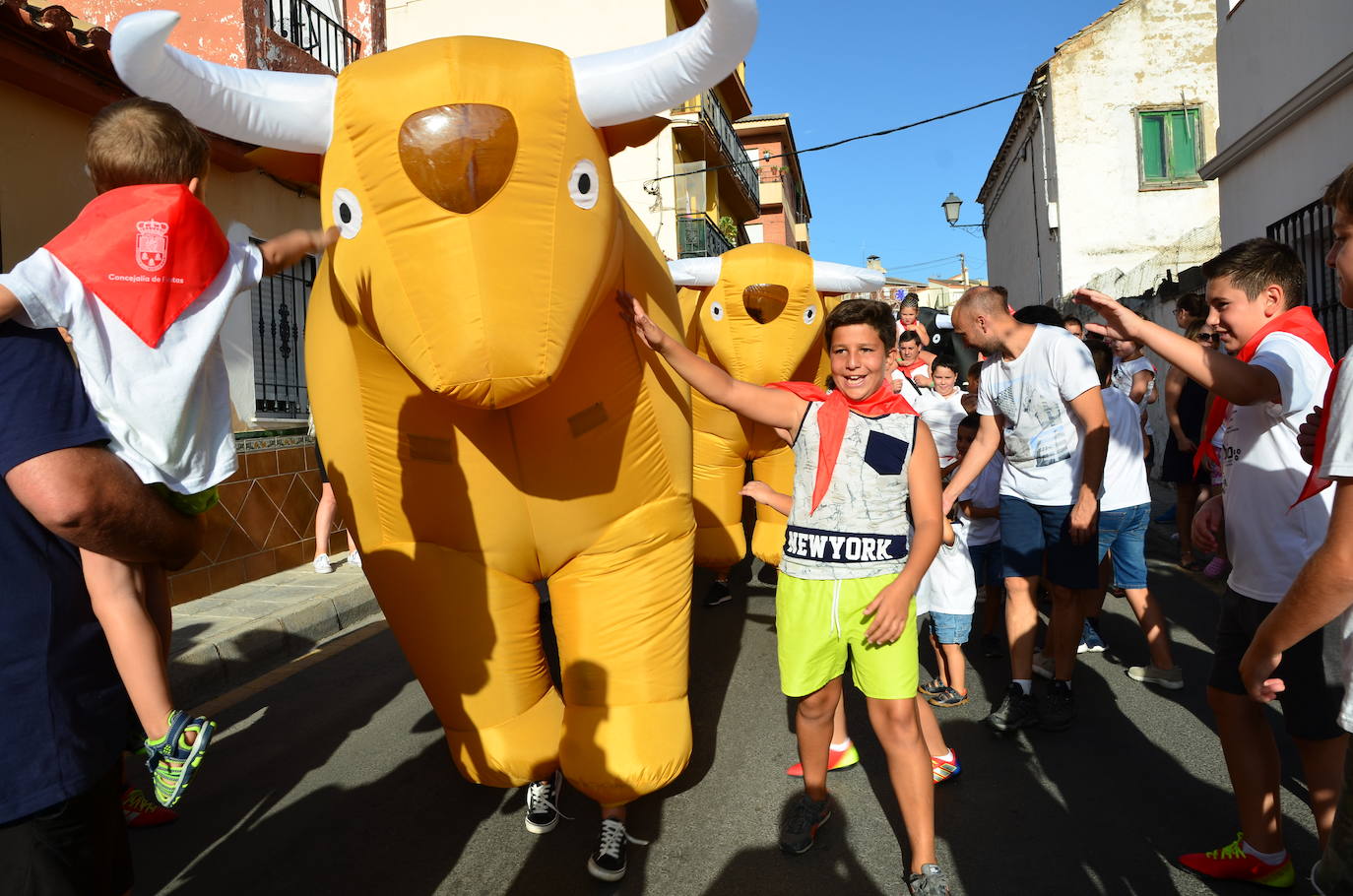 Los vecinos se volcaron en la gran novedad de las fiestas patronales de San Roque este año.