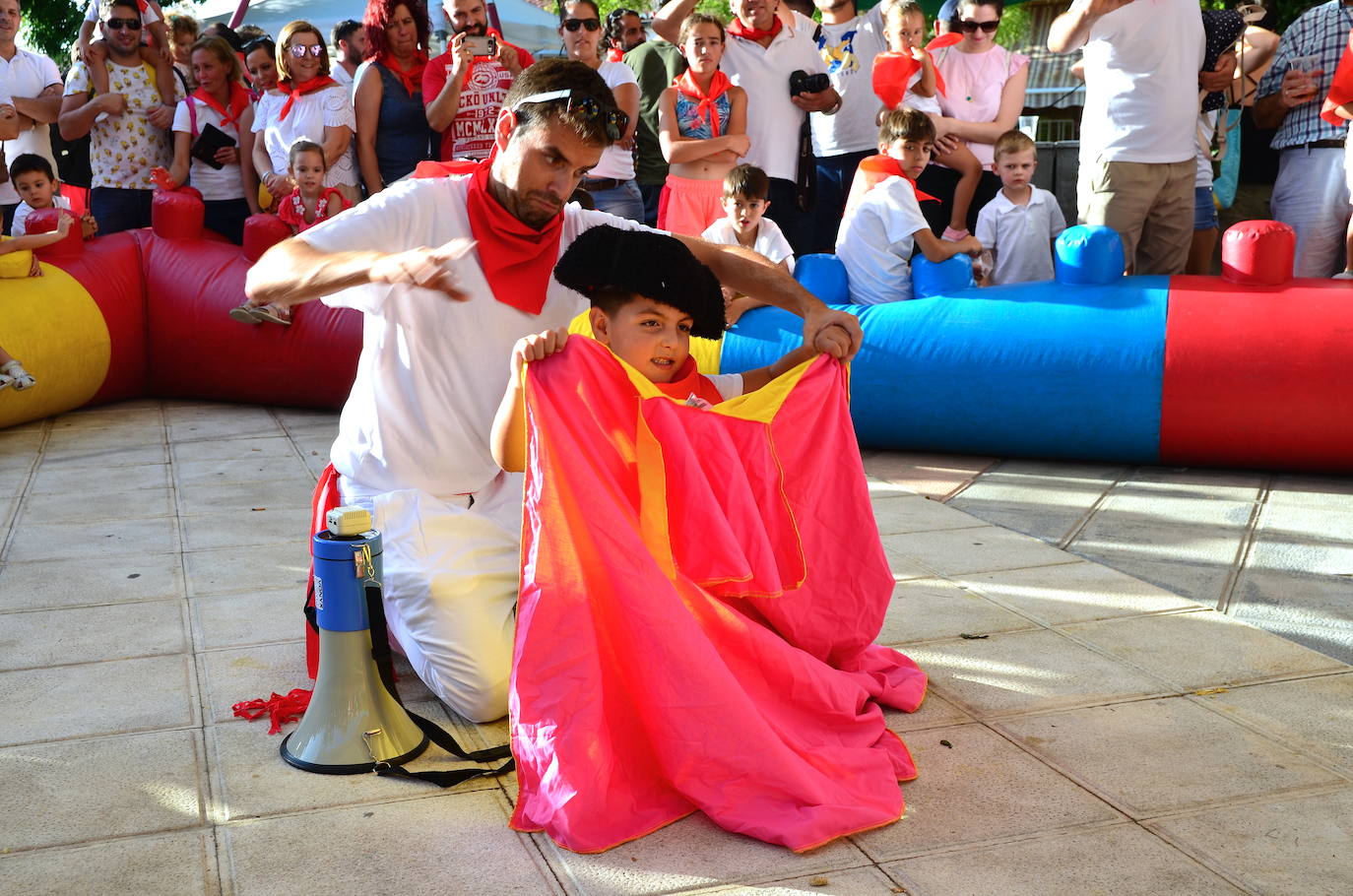 Los vecinos se volcaron en la gran novedad de las fiestas patronales de San Roque este año.