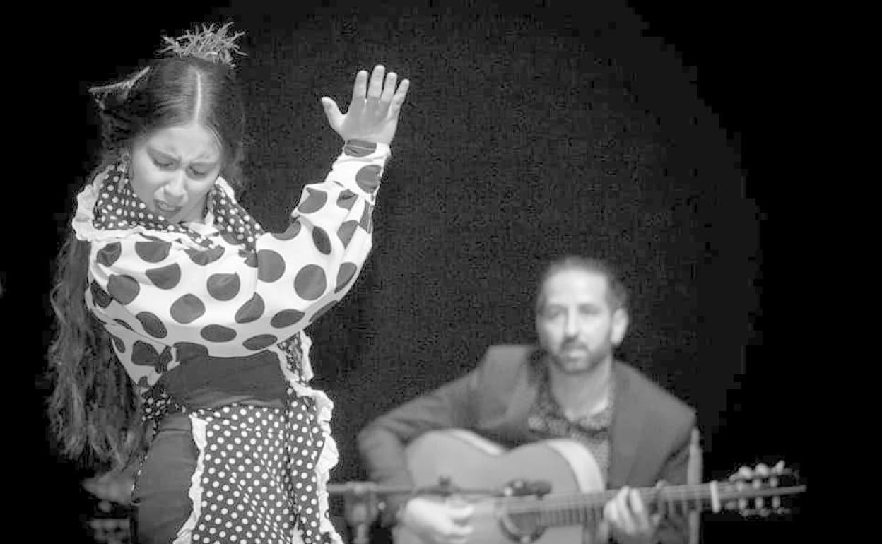 Claudia 'La Debla'.