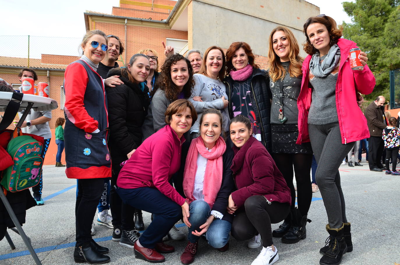 Fotos: La paella navideña del colegio Nuestra Señora de las Angustias de Huétor