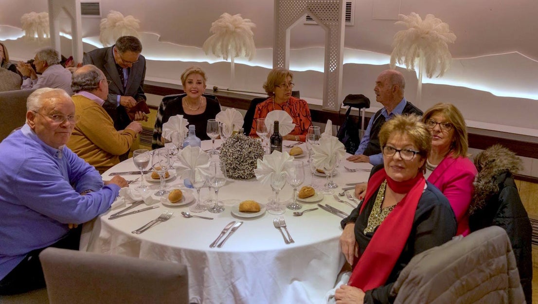 Fotos: La cena del grupo virtual 'No eres de Huétor Vega si no...'