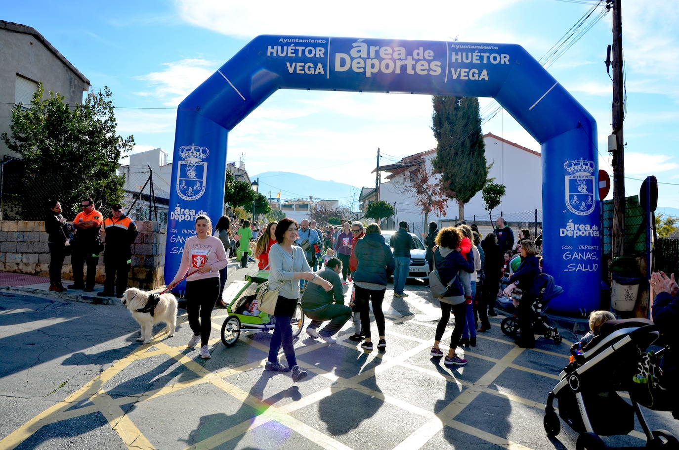 Fotos: Día de la Paz en el Mariana Pineda de Huétor Vega