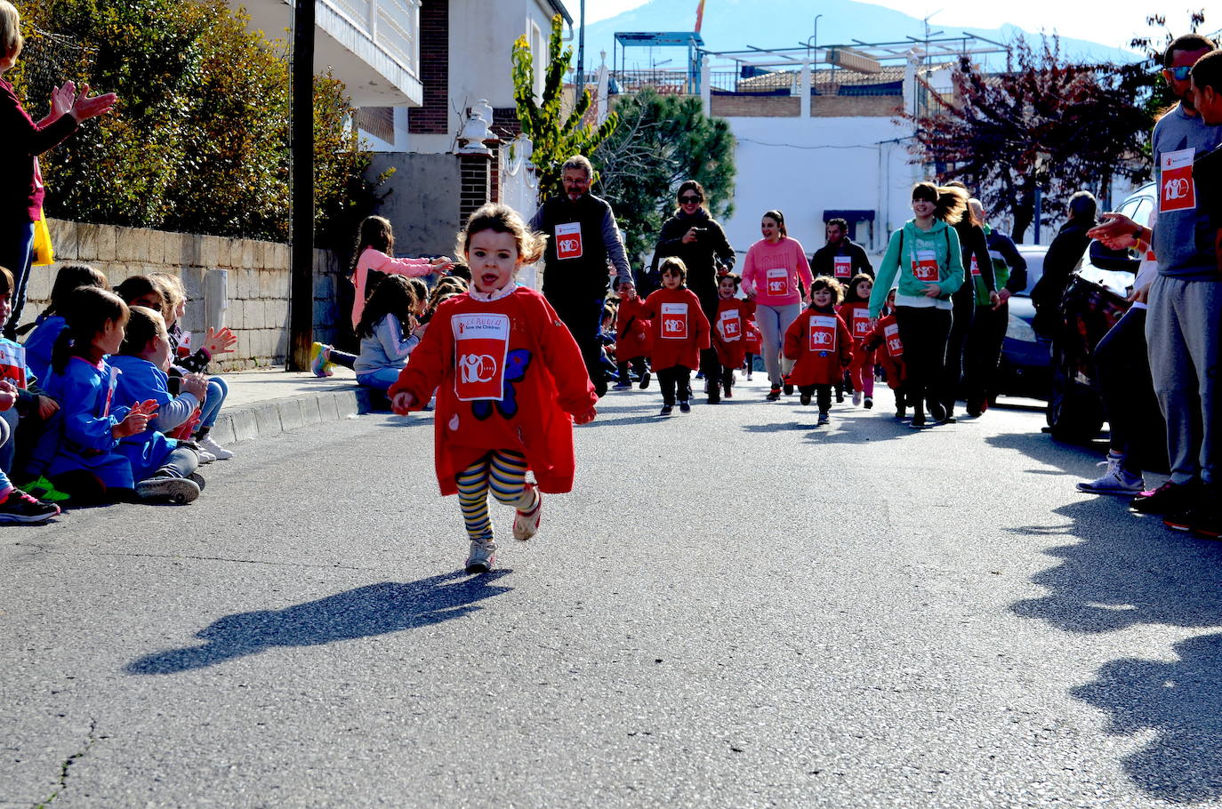 Fotos: Día de la Paz en el Mariana Pineda de Huétor Vega