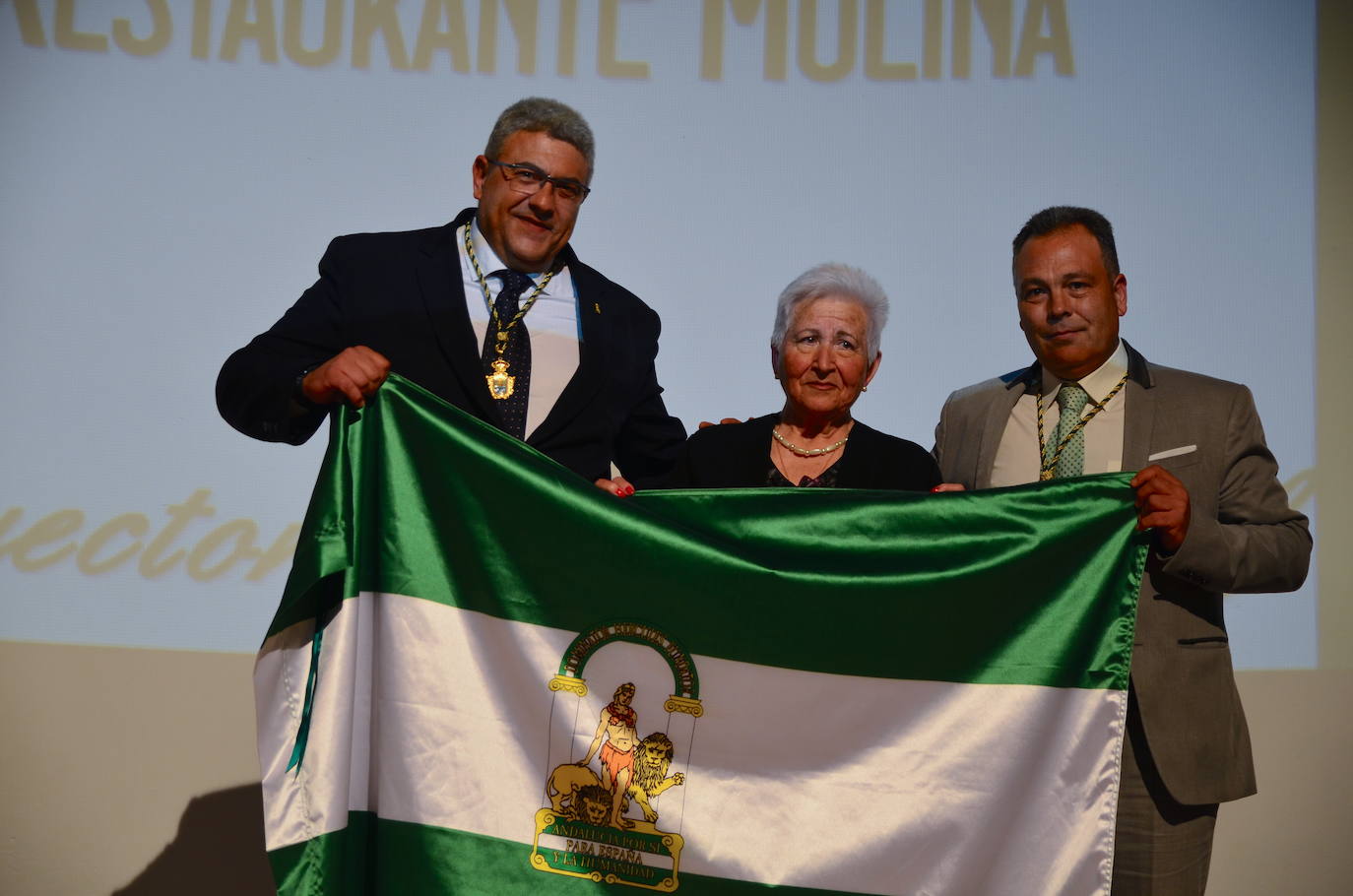 Fotos: Así celebra Huétor Vega el Día de Andalucía