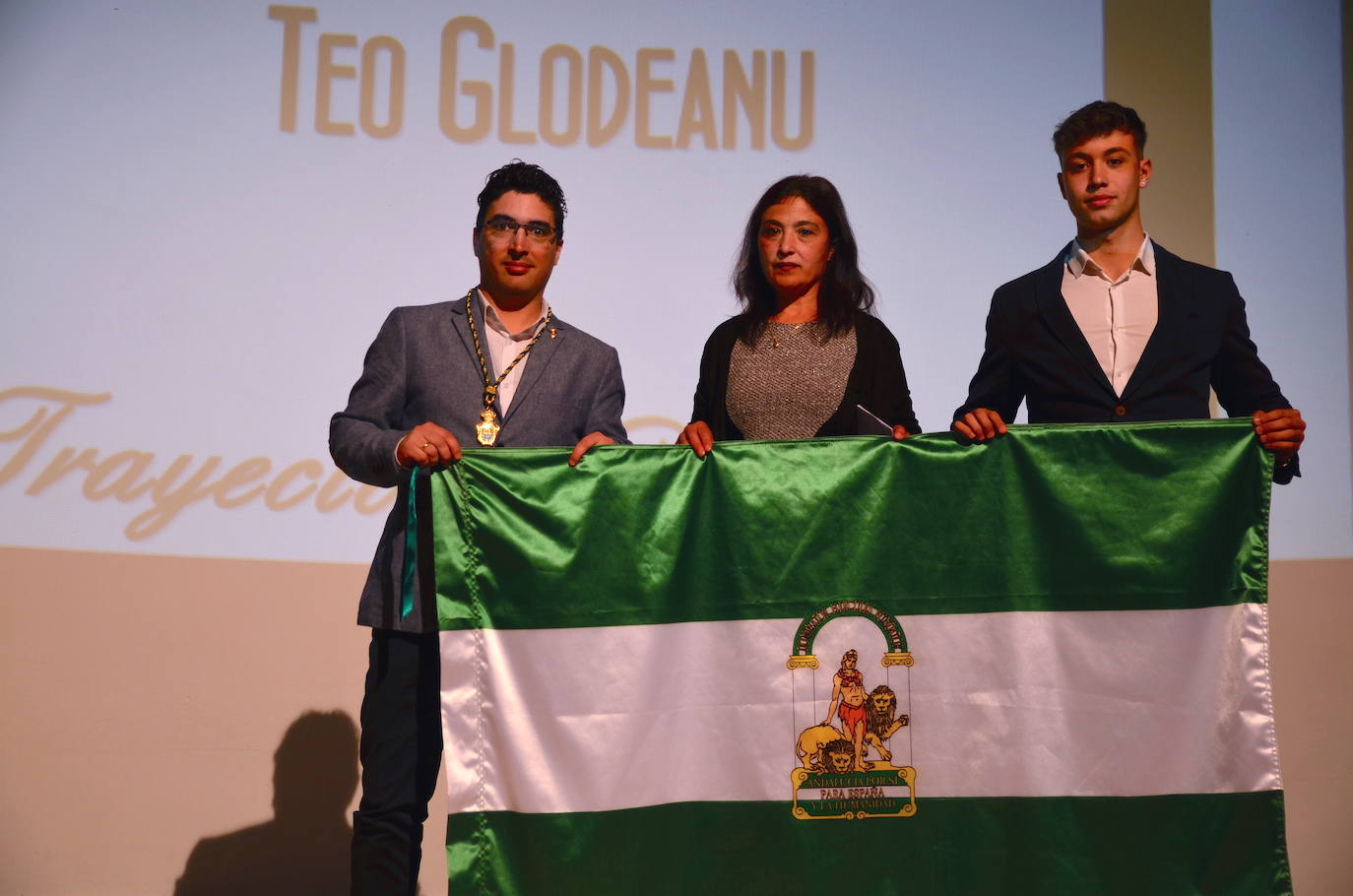 Fotos: Así celebra Huétor Vega el Día de Andalucía