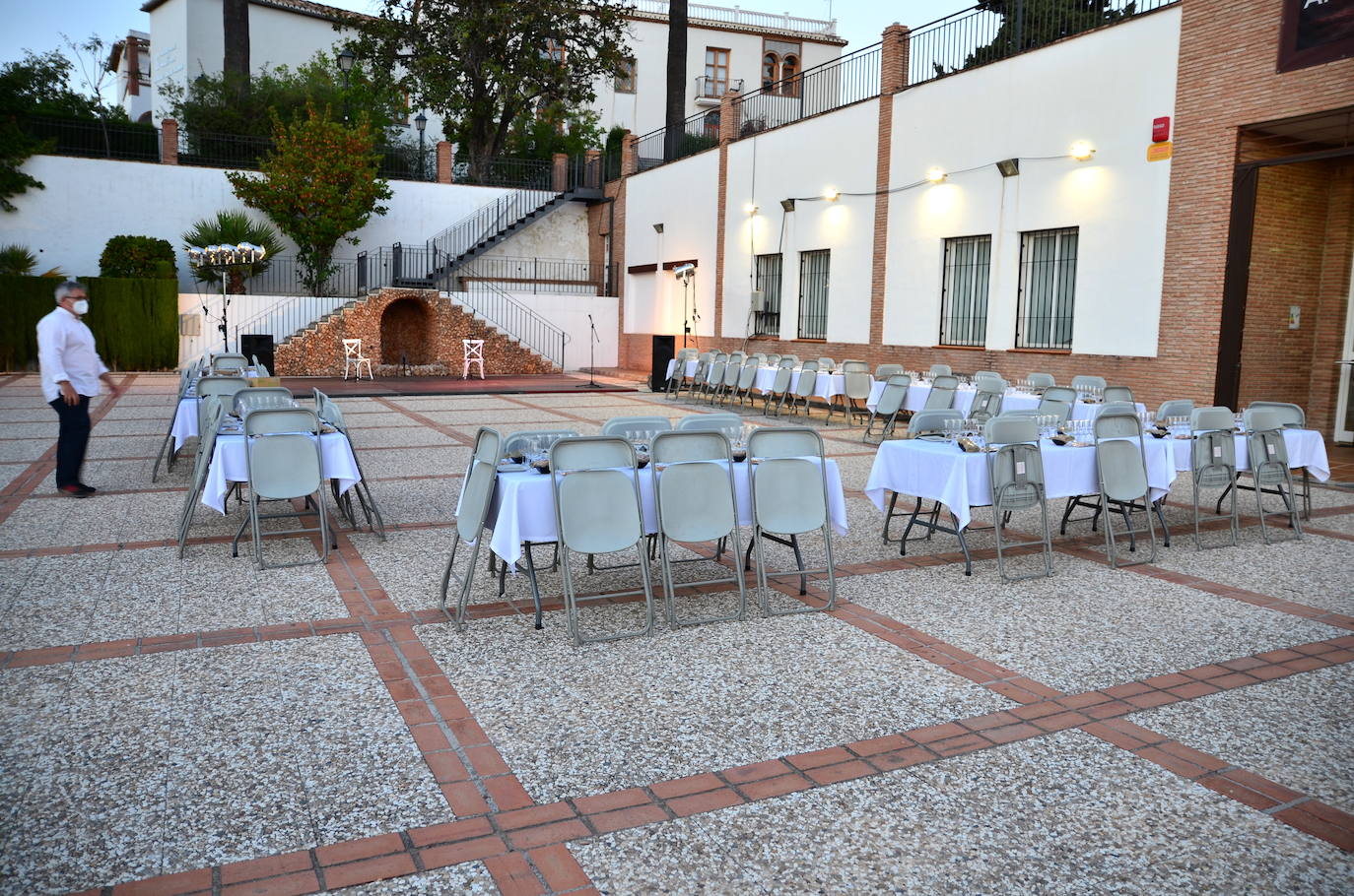 Fotos: Velada de blanco en Huétor