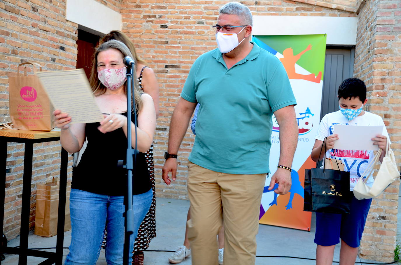 Fotos: Entrega de premios del Concurso de fotografía juvenil Hawz Watur