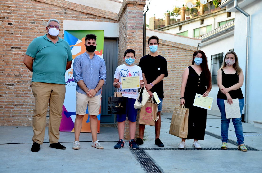 Fotos: Entrega de premios del Concurso de fotografía juvenil Hawz Watur