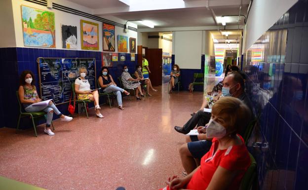 El profesorado del Mariana Pineda, reunido esta semana.