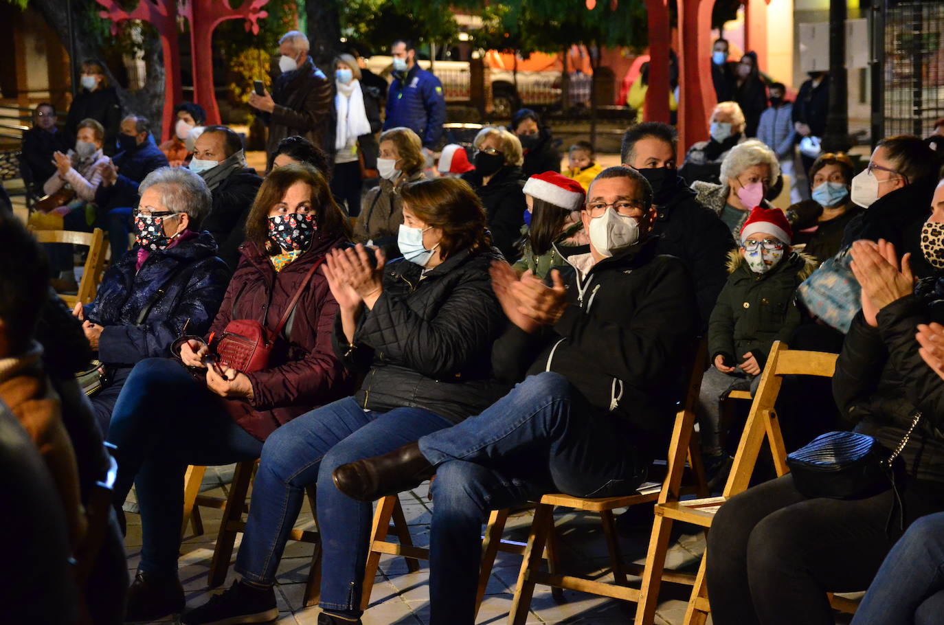 Fotos: Zambomba flamenca en Huétor Vega