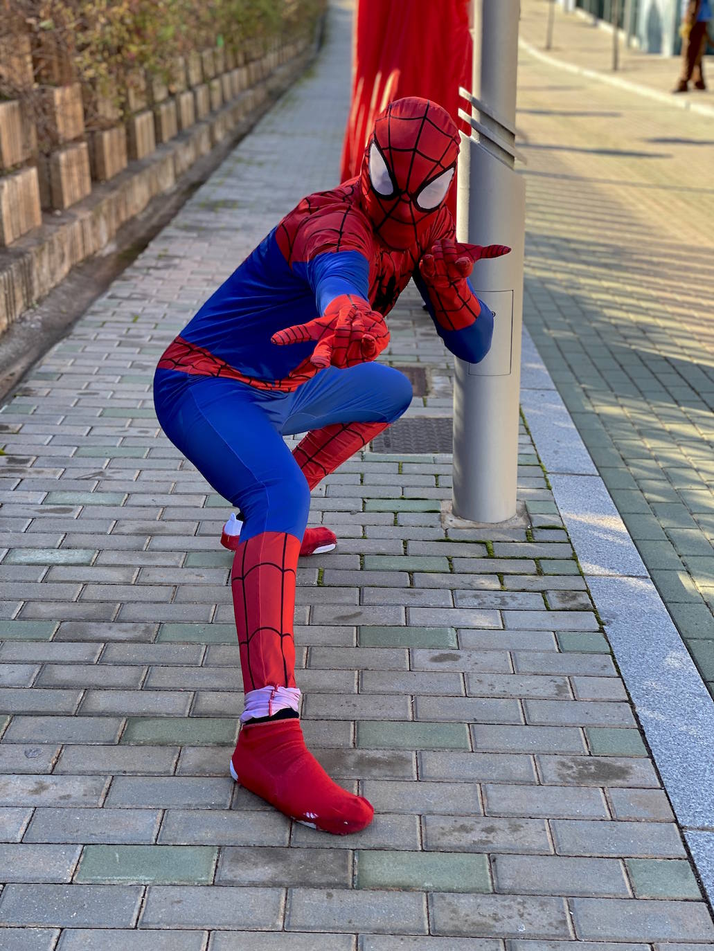 La visita más atípica de los Reyes Magos en Huétor Vega.