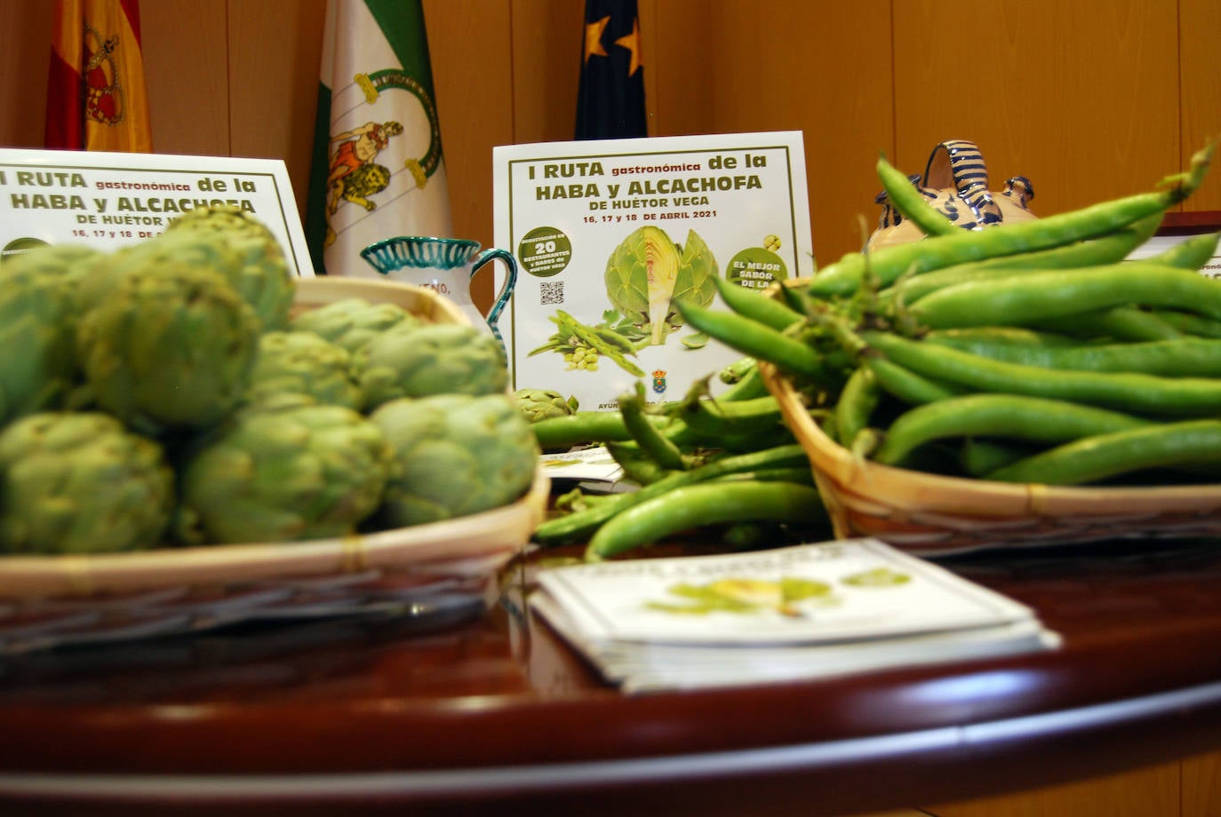 Alcachofas y habas, productos insignia de Huétor Vega.