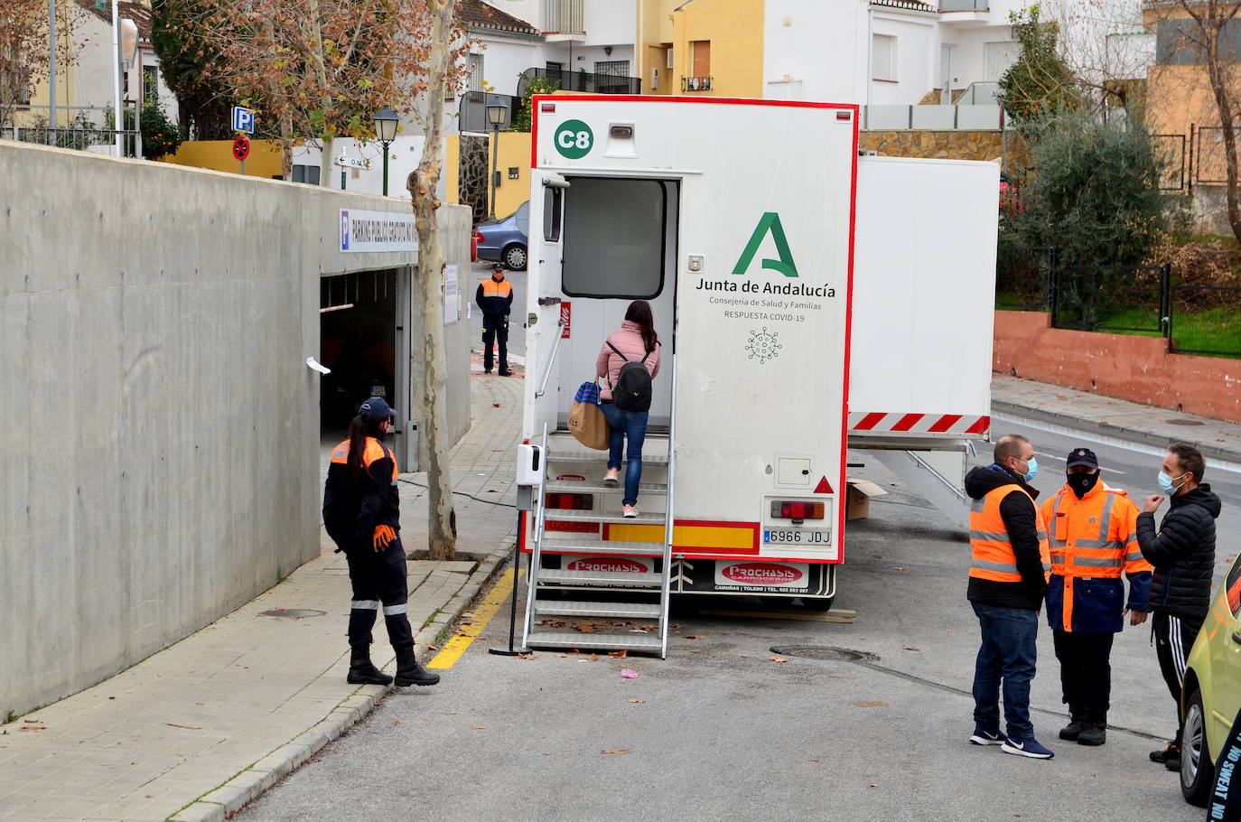 Cribado poblacional con pruebas PCR a nivel masivo en Huétor Vega, en diciembre de 2020.