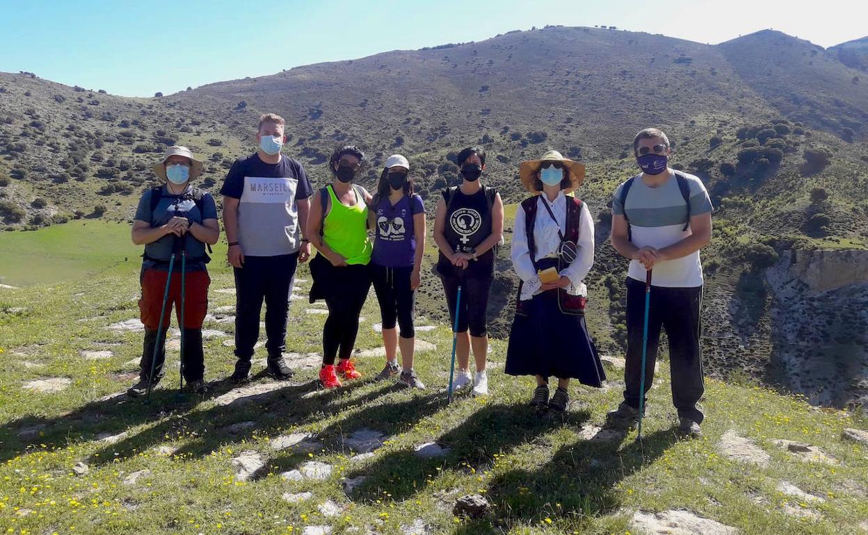 Monachil y Huétor Vega pasean de la mano de Berta Wilhelmi, una mujer adelantada a su tiempo