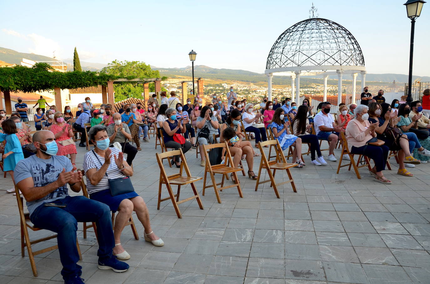 La Banda de Música de Huétor Vega tocó pasodobles clásicos y recientes.
