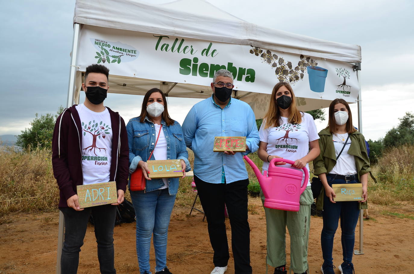 Huétor Vega se vuelca un año más en la siembra de árboles con Operación Encina.