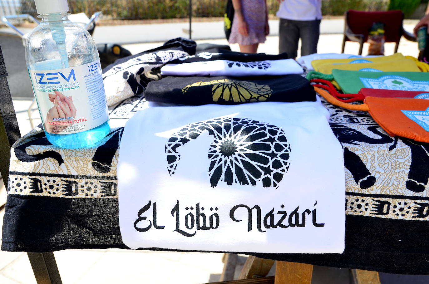 Artesanos de Huétor Vega, reunidos por primera vez en una feria.