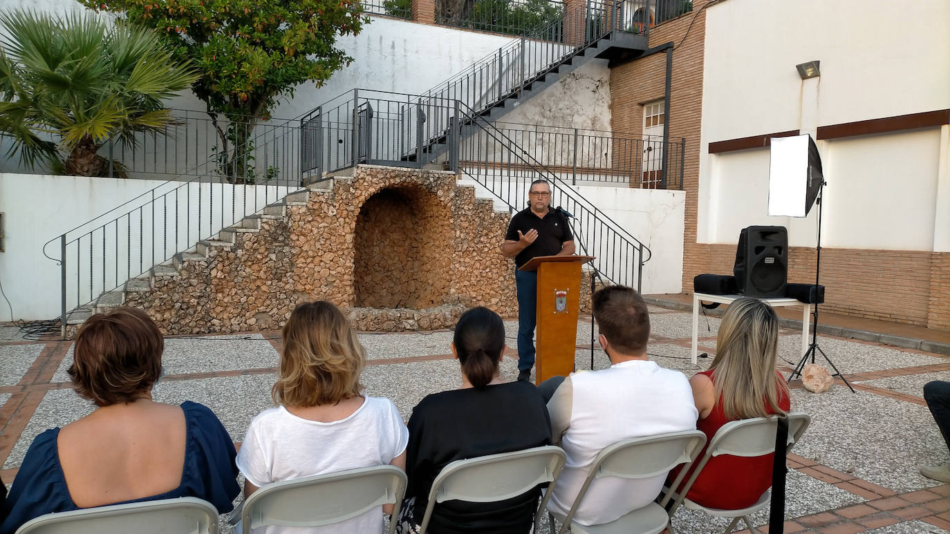 Primer premio de cartas de amor, para Ramón Sánchez García.