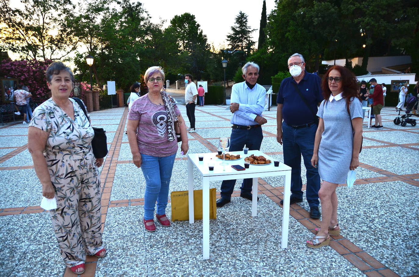 Fotos: Inauguración de la muestra ‘Linajes de Huétor Vega’