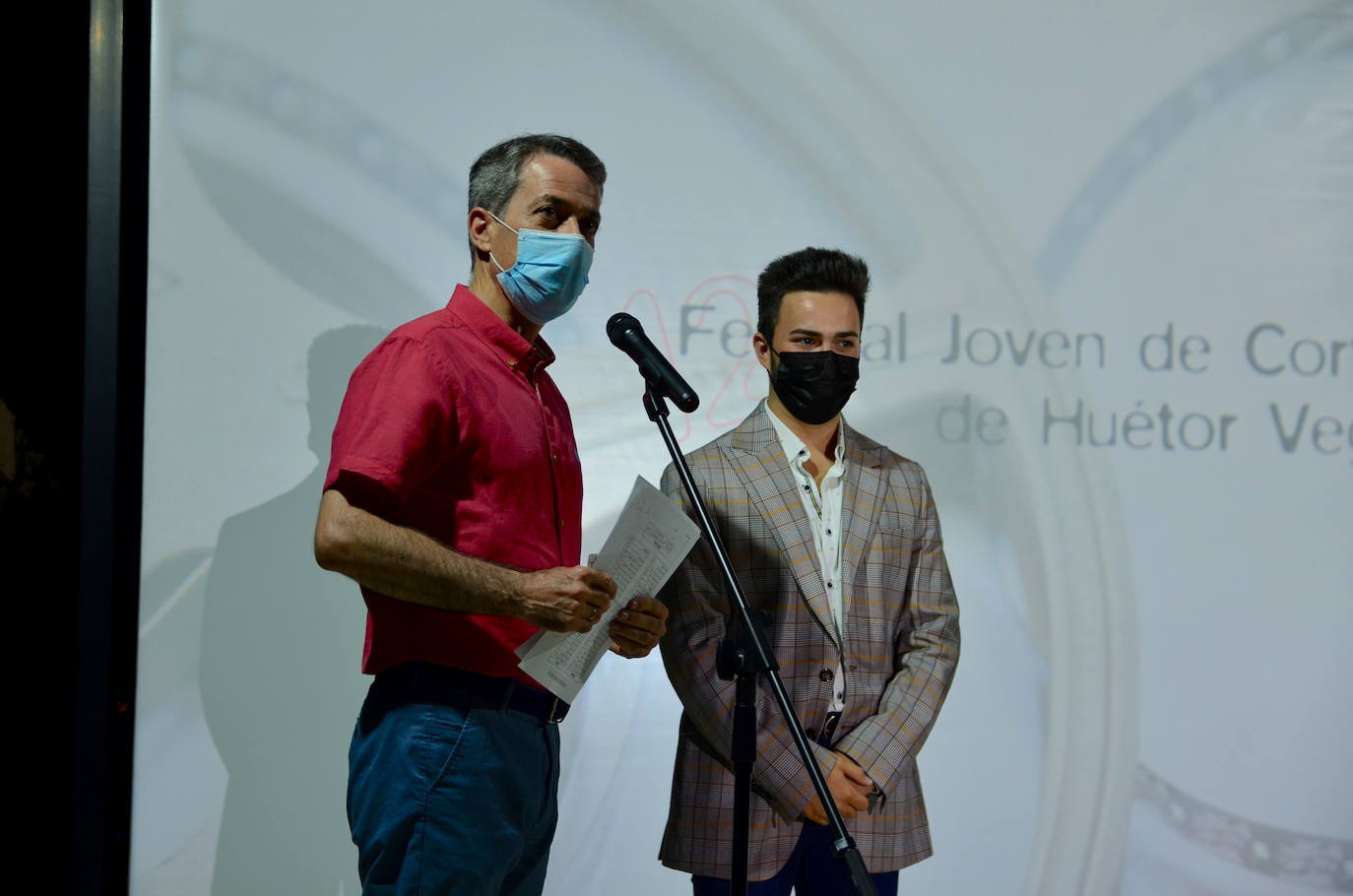 El Festival Joven de Cortometrajes de Huétor Vega vuelve a llenar de buen cine el verano en el Carmen de San Rafael.