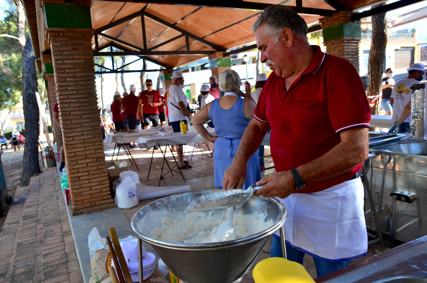 Fotos: Churros, chocolate y charanga en Huétor Vega