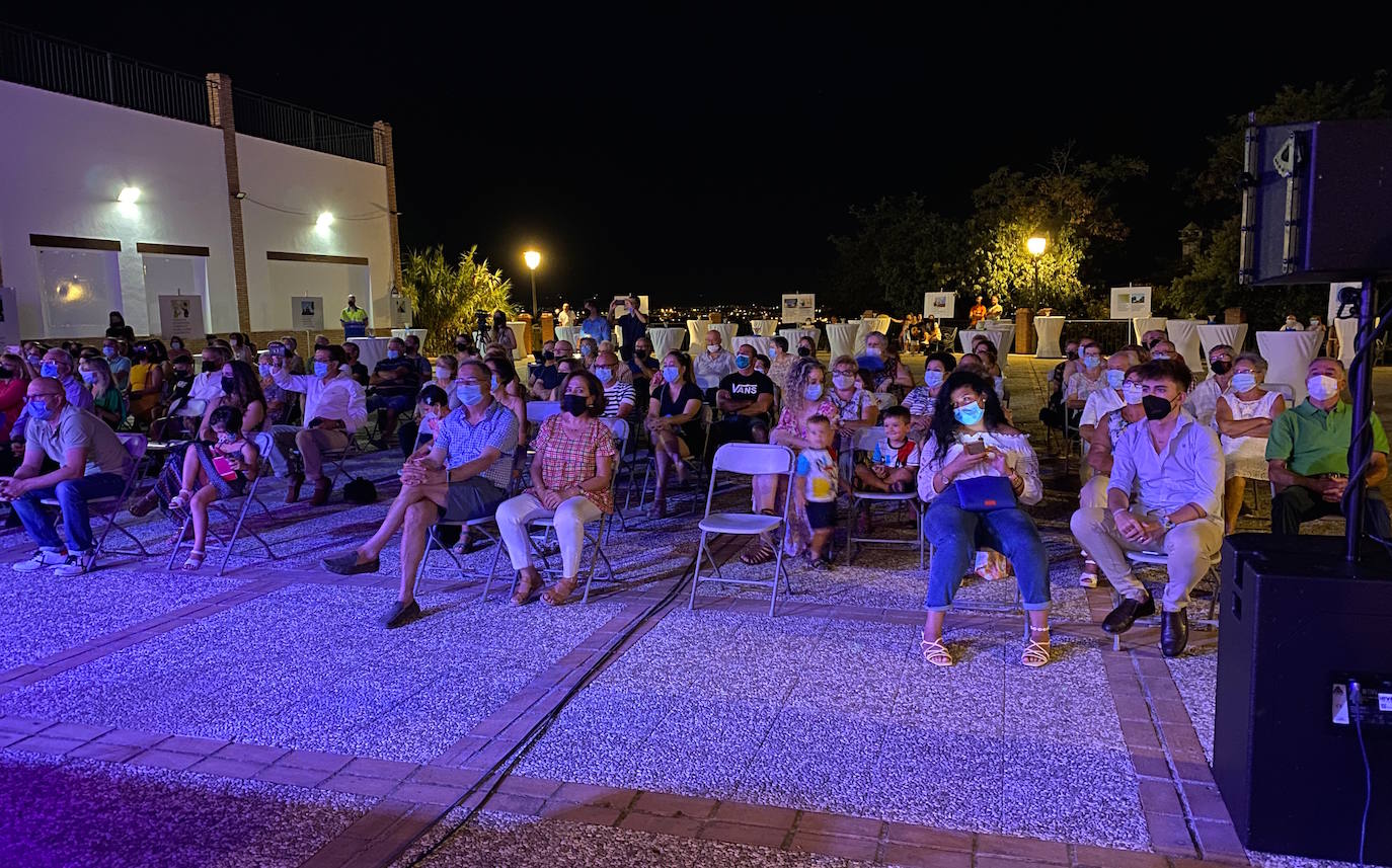 Fotos: Huétor Vega: presentación de San Roque 2021