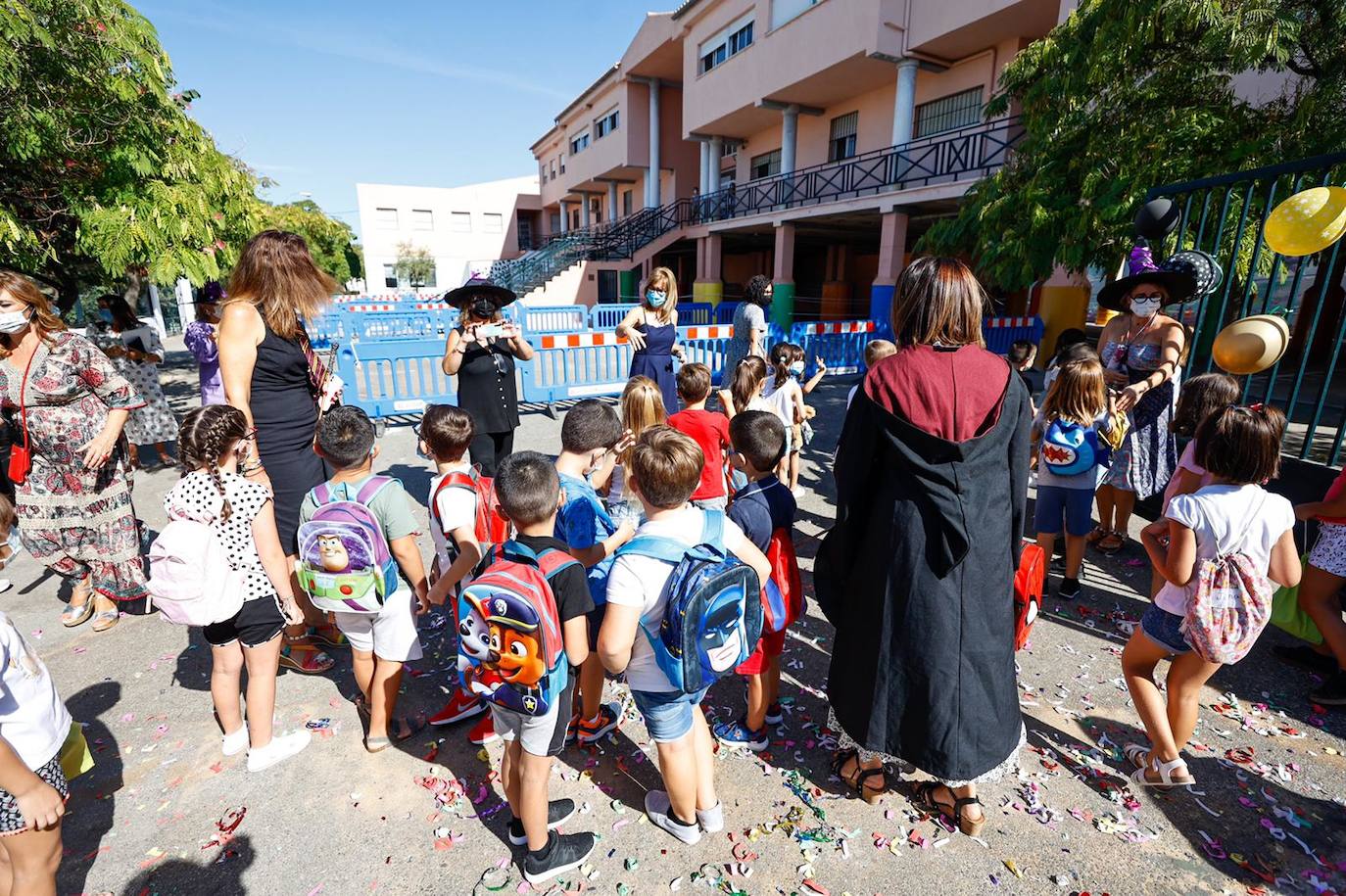 Fotos: La delegada de Educación asiste a la vuelta al 'cole' en Huétor Vega