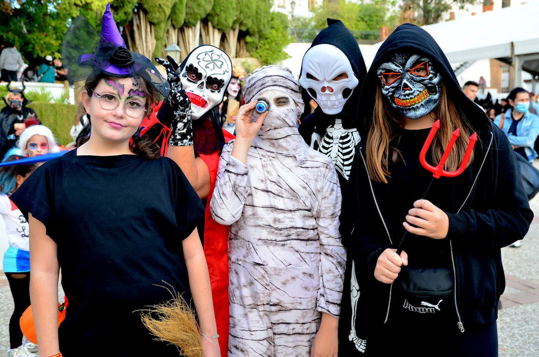 Fotos: Halloween en Huétor Vega: vuelve el terror feliz