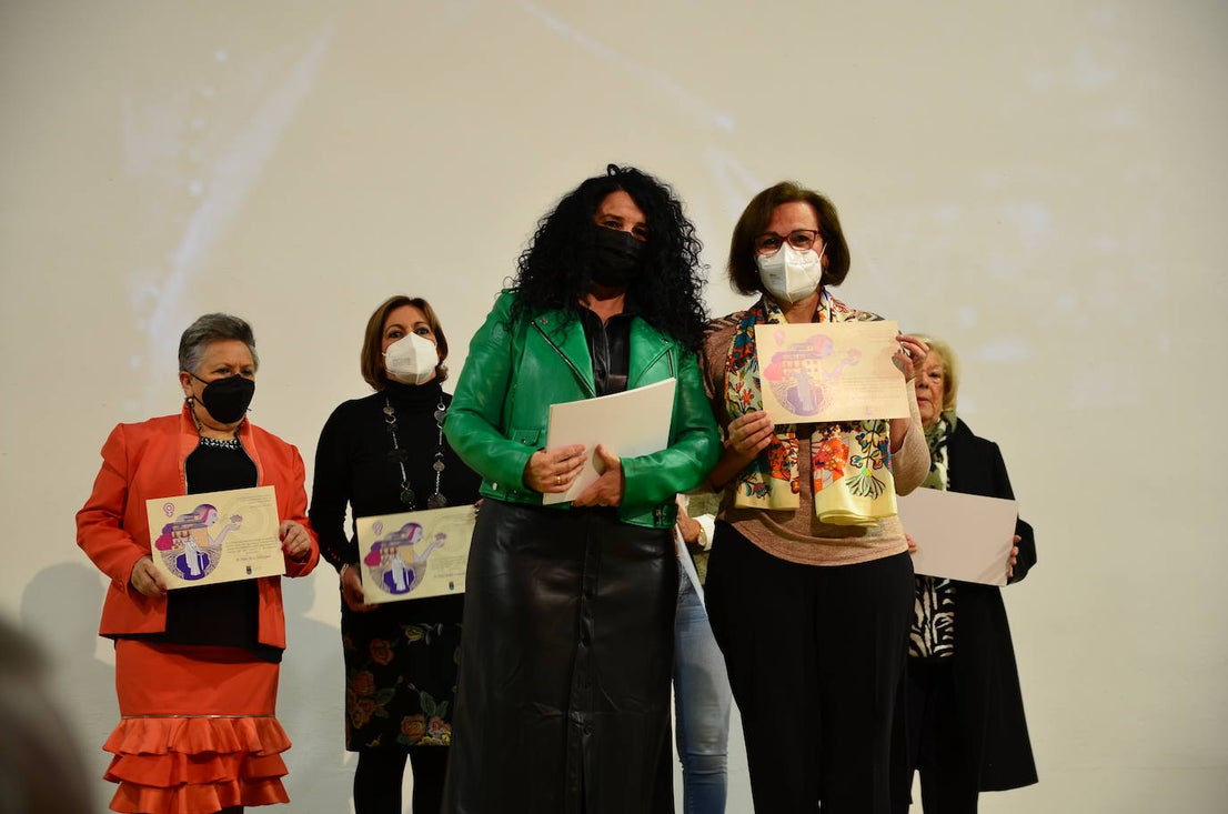 Fotos: Homenaje a las mujeres concejalas en la historia de Huétor Vega