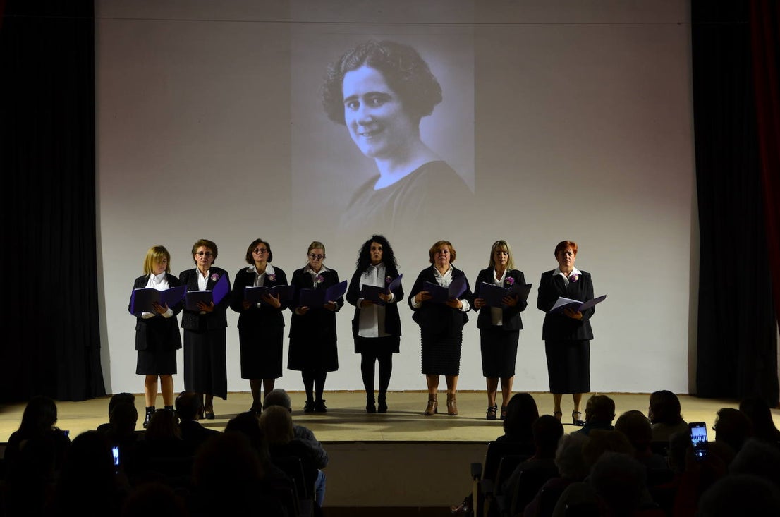 Fotos: Homenaje a las mujeres concejalas en la historia de Huétor Vega
