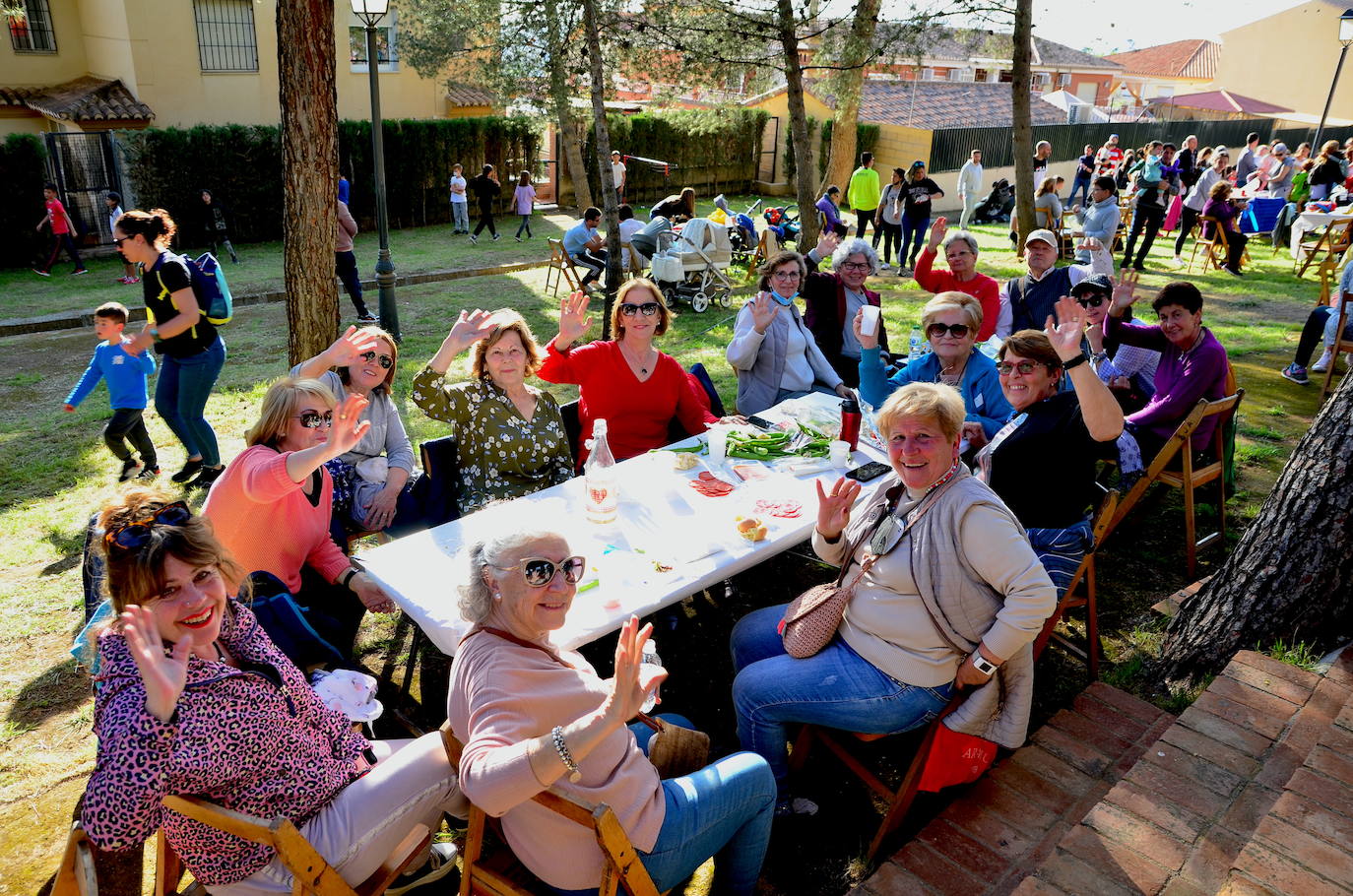 Fotos: 'Roar el güevo': la merienda más divertida de Huétor Vega