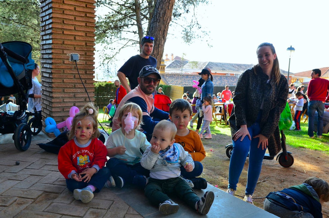 Fotos: 'Roar el güevo': la merienda más divertida de Huétor Vega