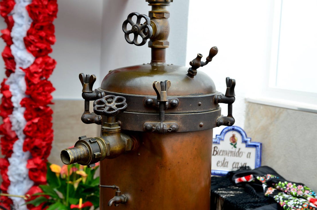 Cruz del Mesón La Bodega, tercer premio del concurso municipal.