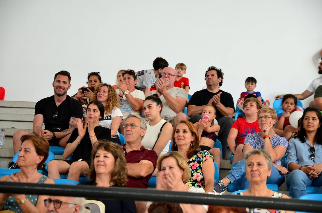 Ambiente en las gradas. 
