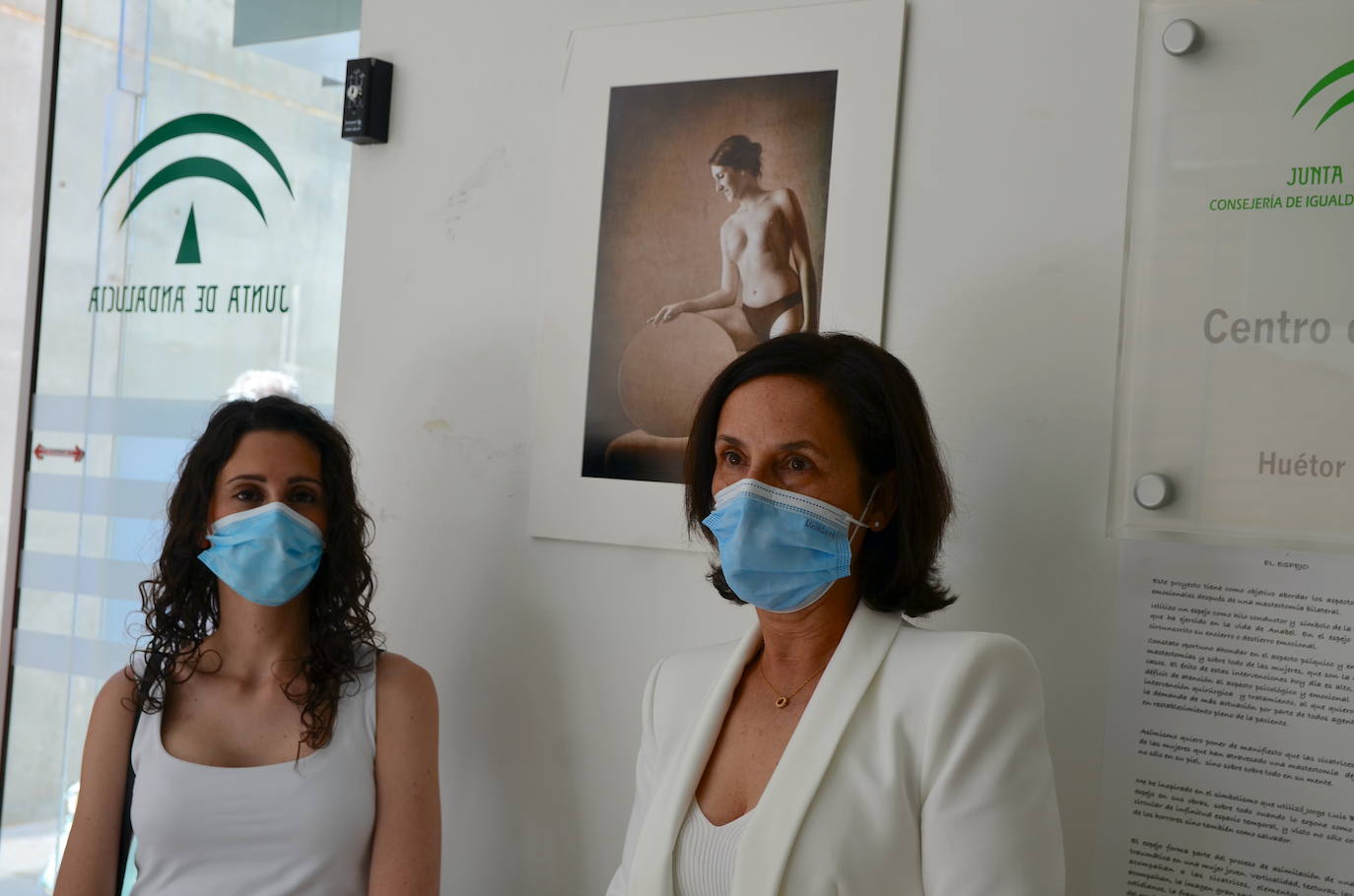 Anabel Ginés y Marisa Heres.