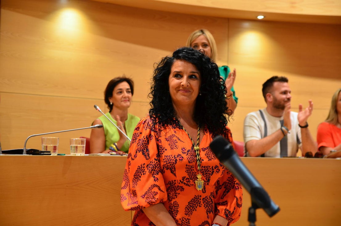 Elección y toma de posesión de Elena Duque como alcaldesa de Huétor Vega.