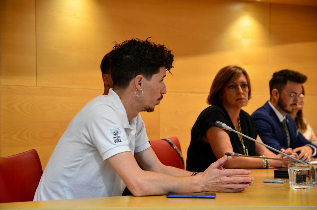 Elección y toma de posesión de Elena Duque como alcaldesa de Huétor Vega.