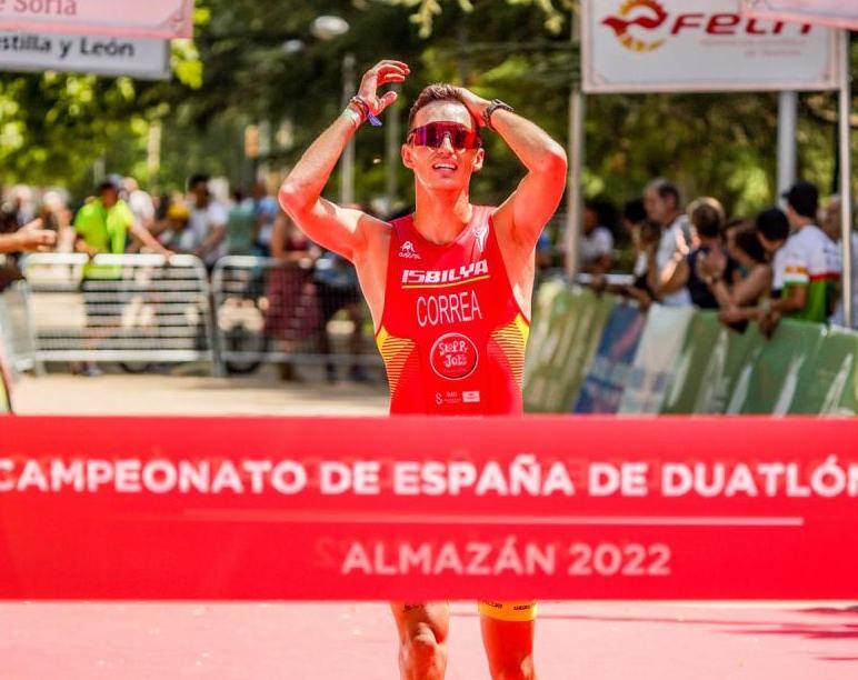 El atleta de Huétor Vega Sergio Correa se proclama campeón de España de Duatlón Cros 2022