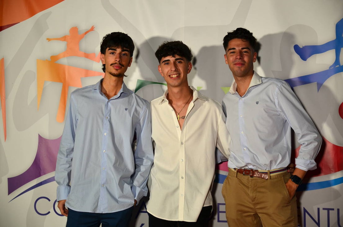 ‘Photocall’ de la Fiesta de la Juventud de Huétor Vega.