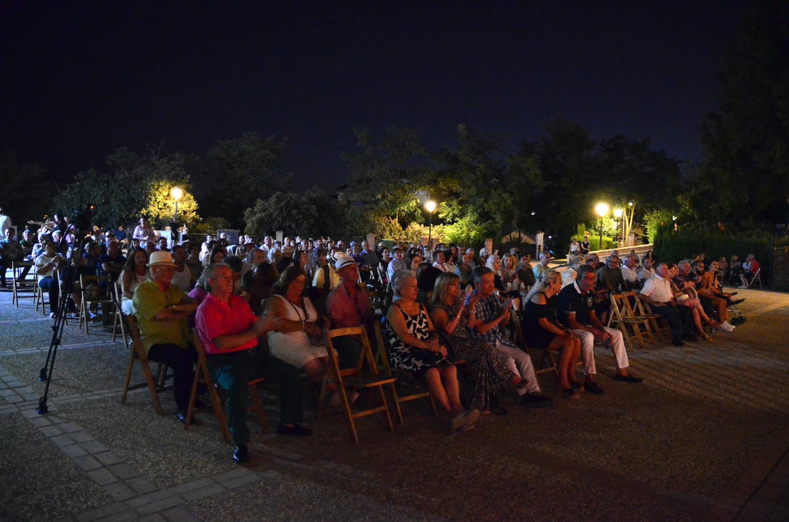 Butacas llenas, anoche en Huerta Cercada.