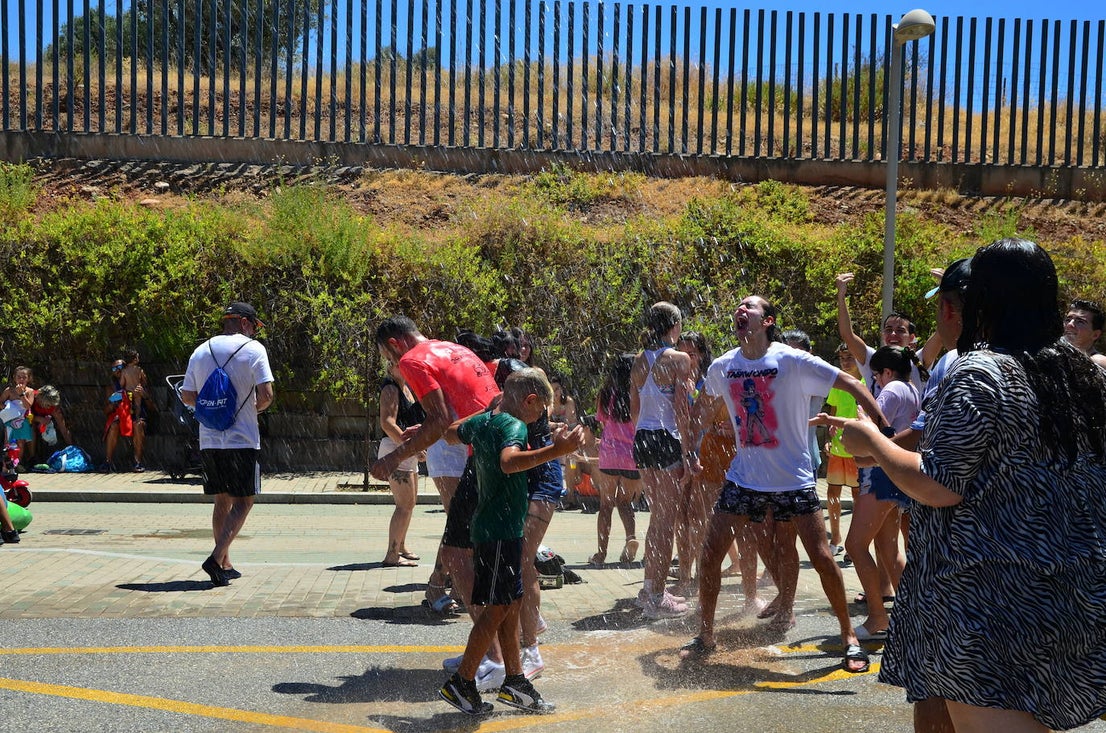 Fiesta del Agua, hoy junto al pabellón deportivo La Libertad de Huétor Vega.