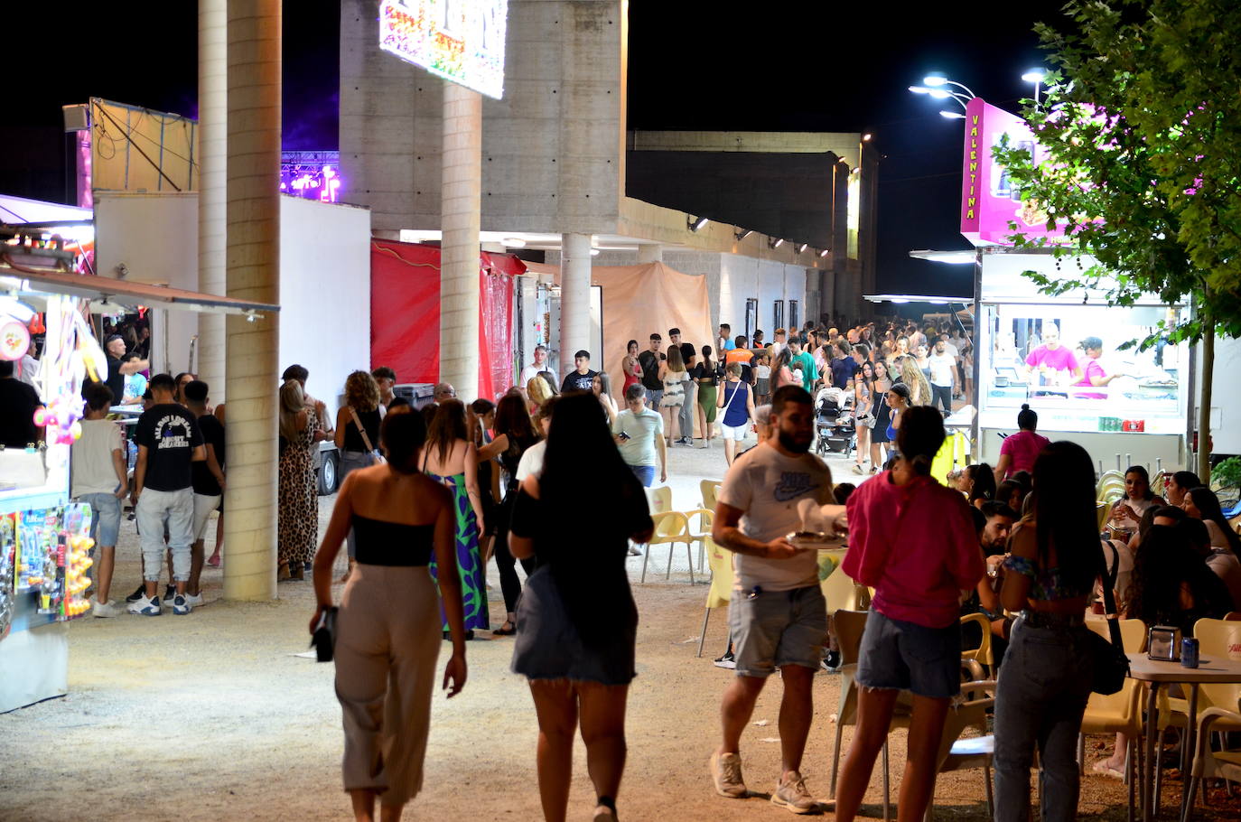 Impresionante ambiente en la feria de Huétor Vega.