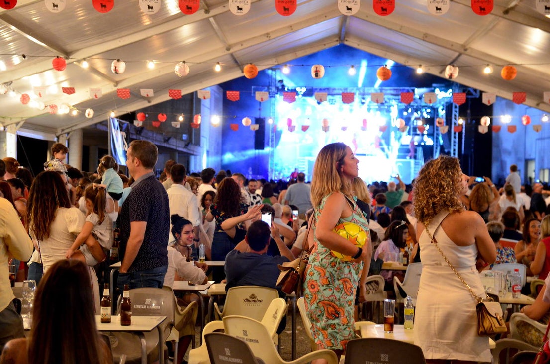 Impresionante ambiente en la feria de Huétor Vega.