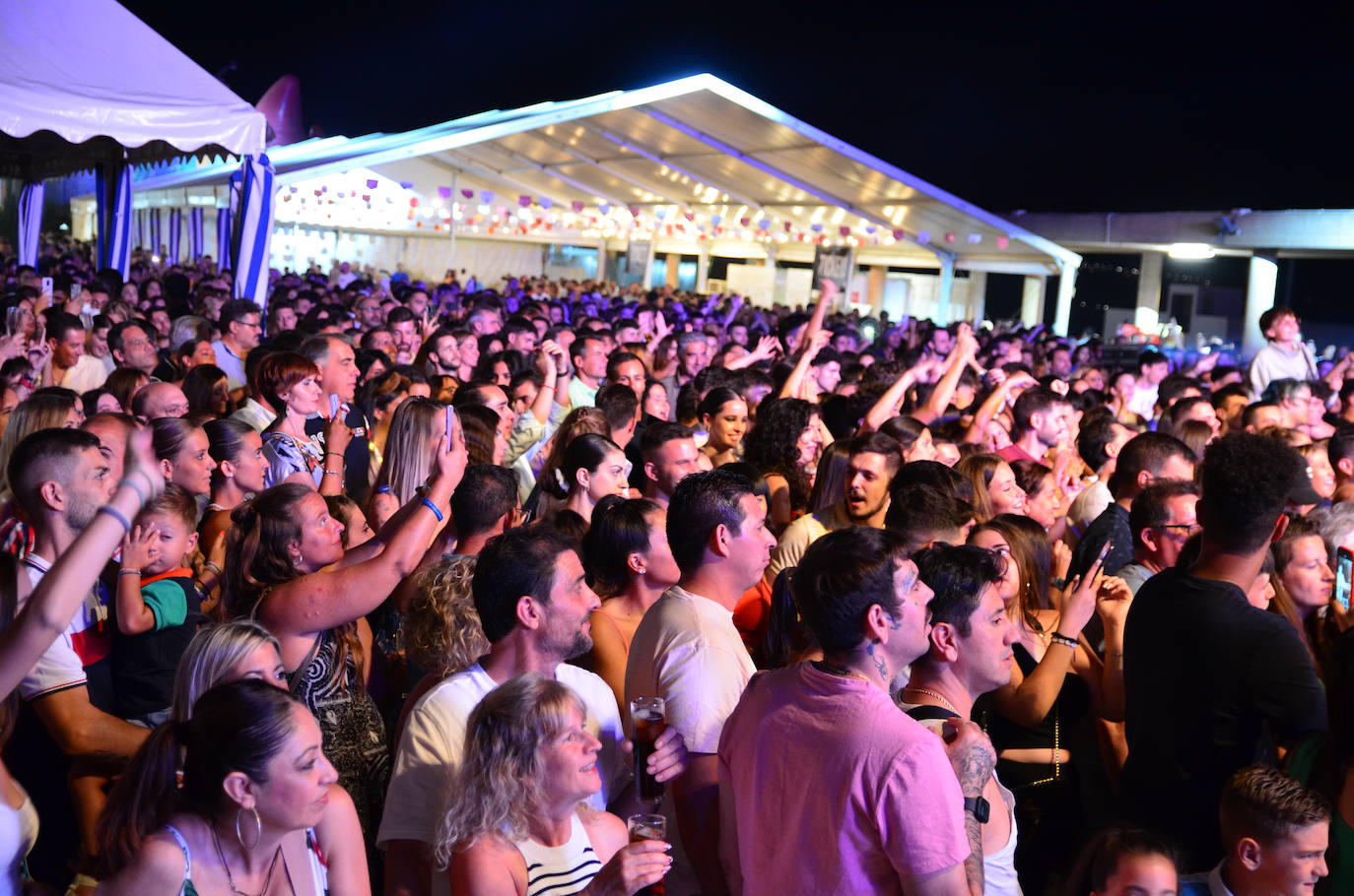 Impresionante ambiente en la feria de Huétor Vega.