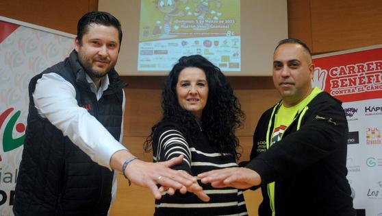 Huétor Vega presenta la carrera solidaria 'Little Heroes'