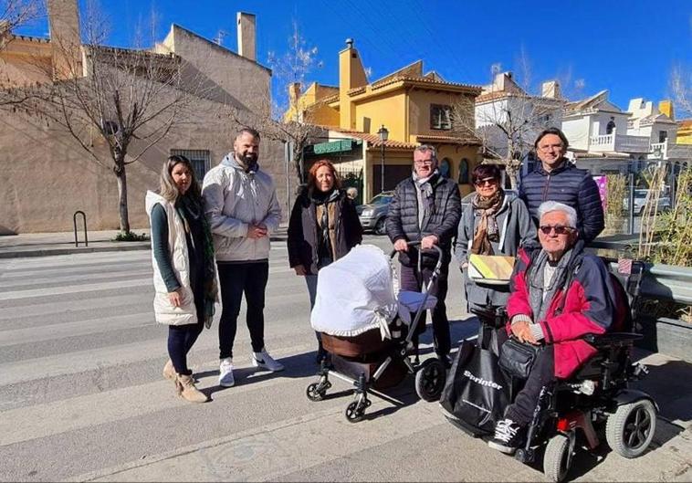 IU Huétor Vega denuncia la inseguridad de la avenida de Andalucía