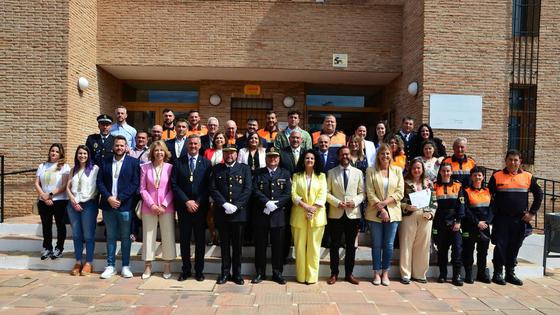 Protección Civil recibe la Medalla de Oro de Huétor Vega