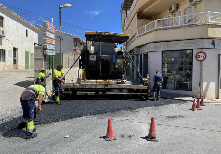 Calles con cortes de tráfico esta semana por obras en Huétor Vega